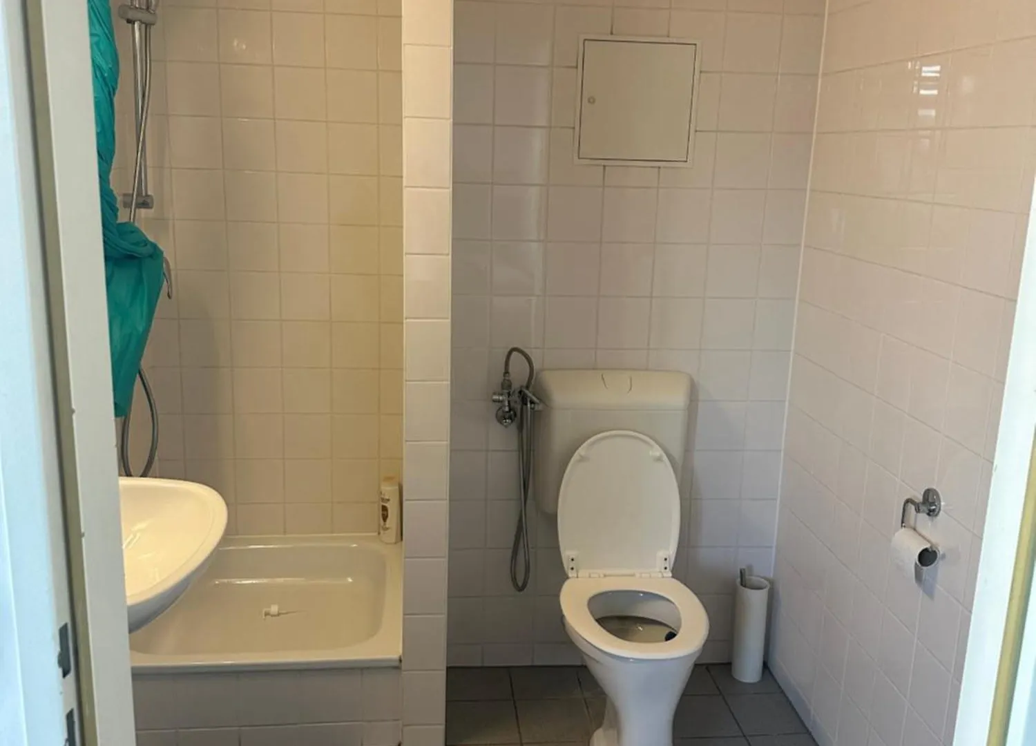 Cozy Bright Penthouse Close To U1 And U6 Metros Wien