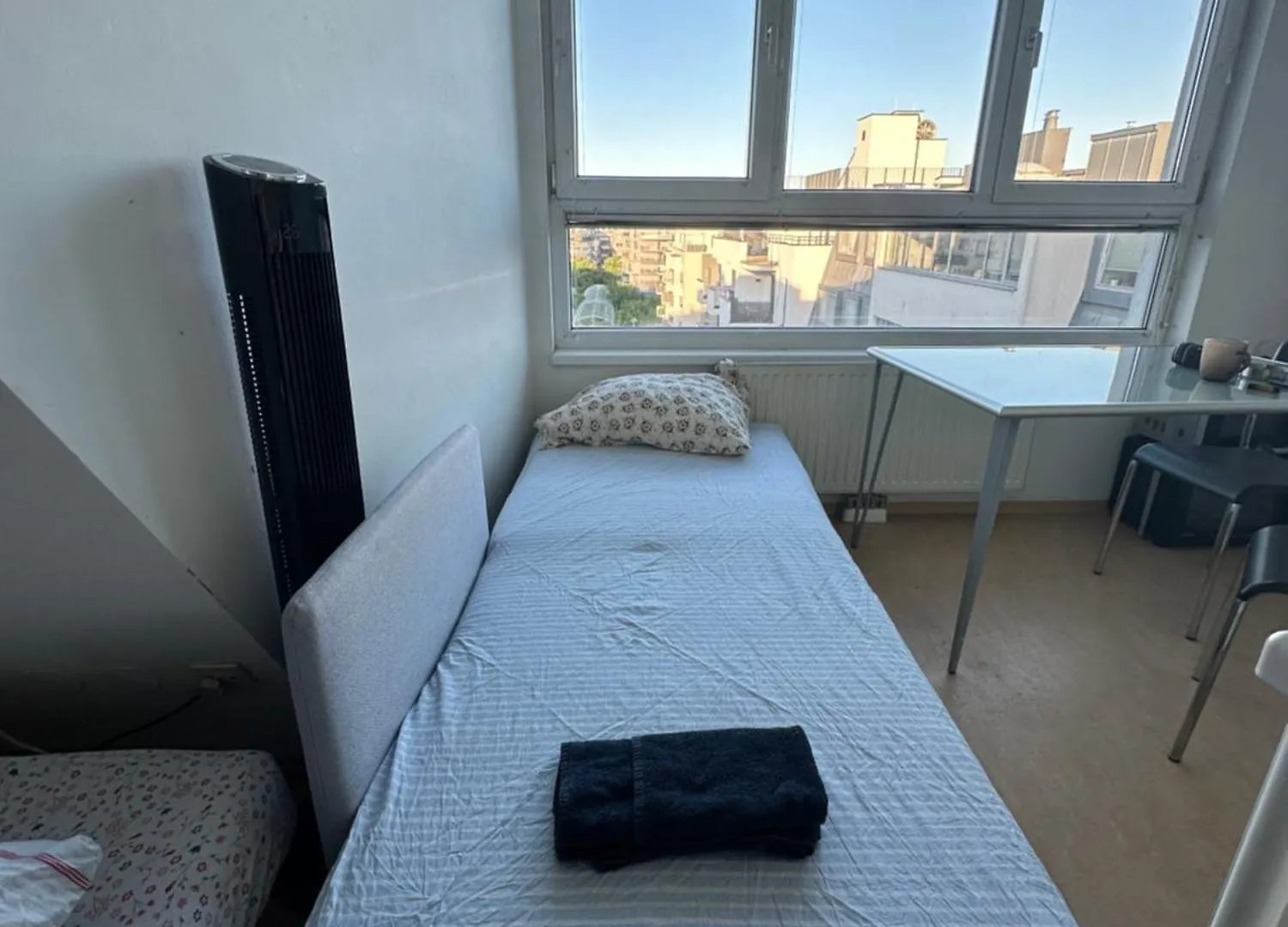 Cozy Bright Penthouse Close To U1 And U6 Metros Wien Lägenhet